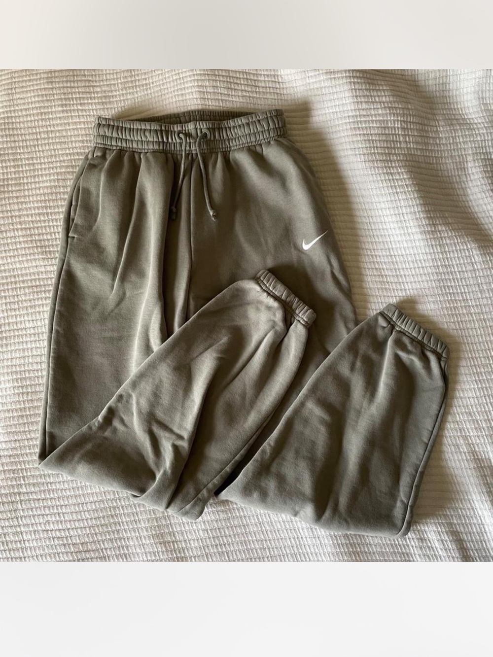 Nike joggers